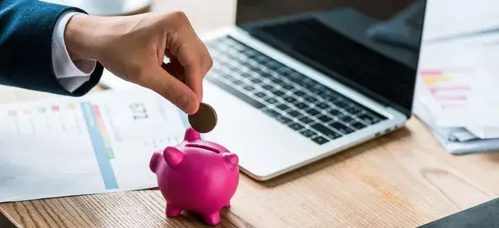 Zdjęcie Czy lokata z funduszem jest opłacalna? Zyski i ryzyko inwestycji