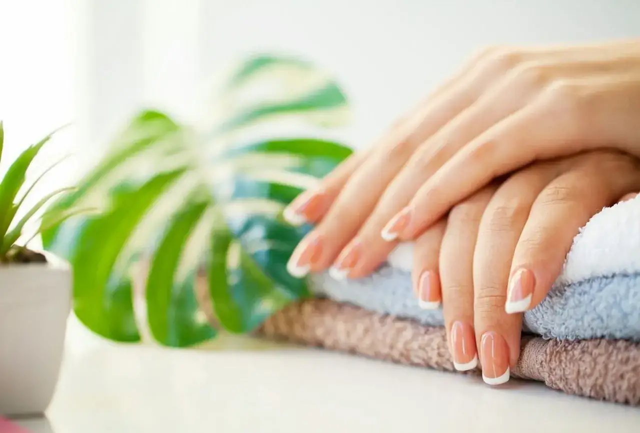 Zdjęcie Jak przygotować paznokcie do manicure, aby uniknąć najczęstszych błędów