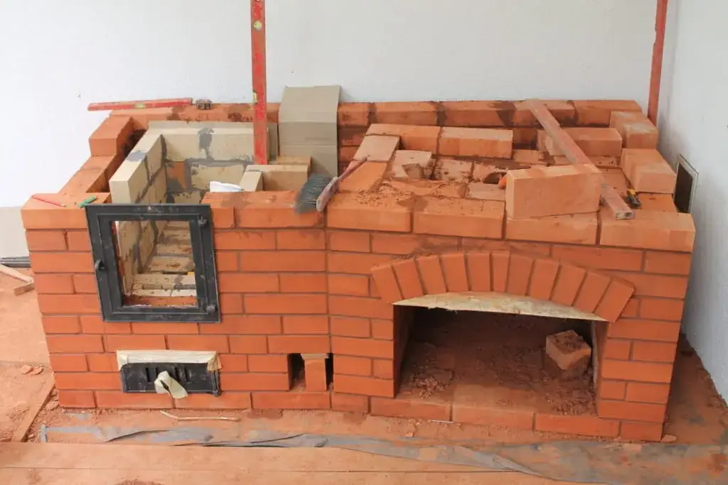 Zdjęcie Jak suszyć zaprawę szamotową, aby uniknąć pęknięć i błędów?