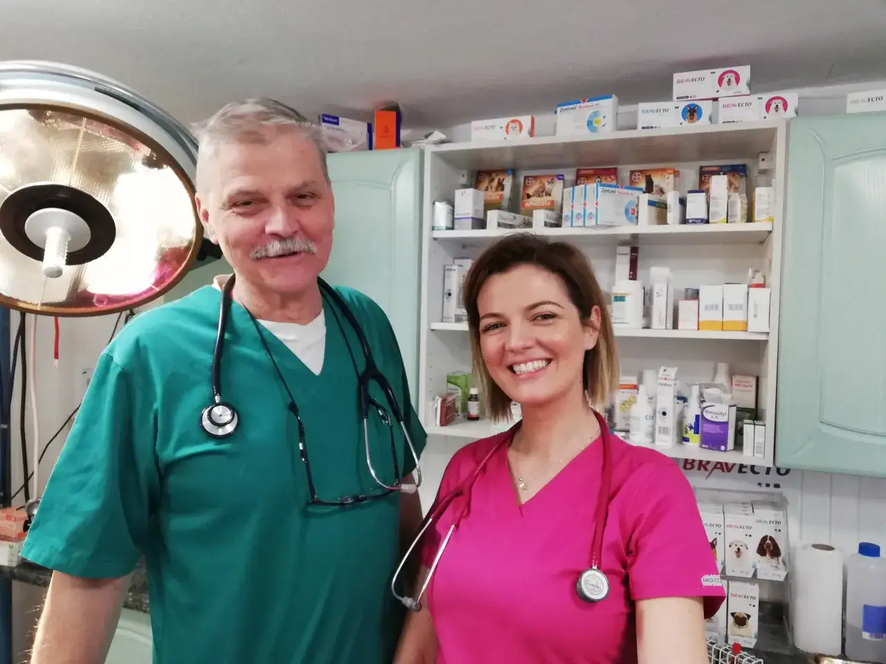 Zdjęcie Czy weterynarz może wypisać receptę dla człowieka? Oto prawda