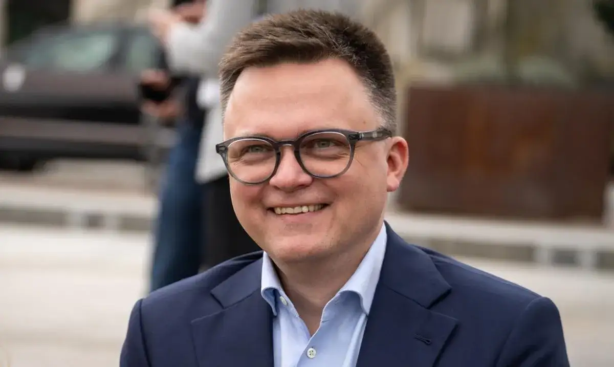 Zdjęcie Ile wzrostu ma Hołownia? Zaskakujące fakty o jego wysokości