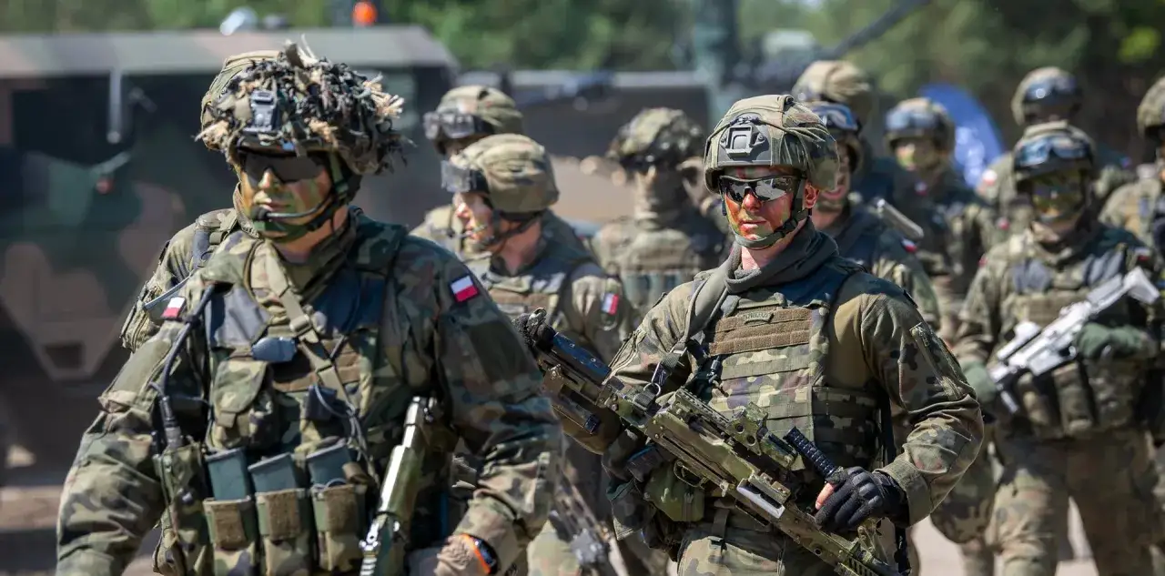 Zdjęcie Ile zarabia żołnierz szeregowy netto? Zaskakujące fakty o pensji!