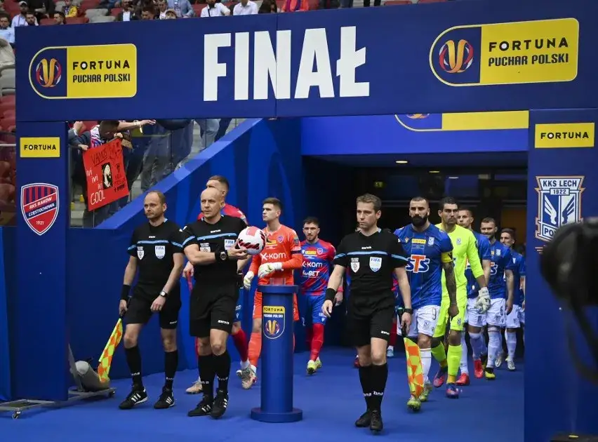 Zdjęcie Zarobki sędziego FIFA: szokujące stawki za prowadzenie meczów mistrzostw