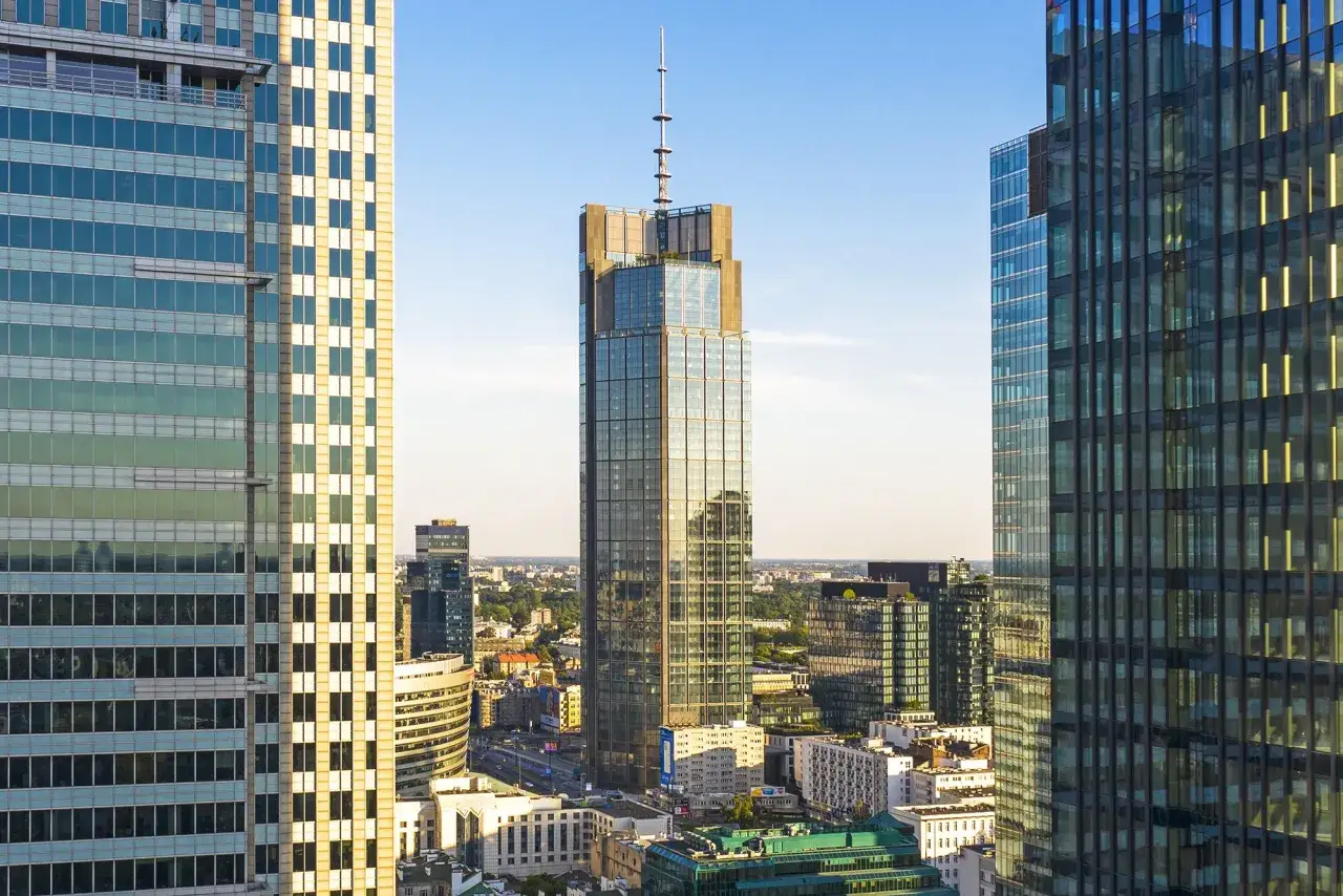 Zdjęcie Jak nazywa się najwyższy budynek w Polsce? Odkryj Varso Tower w Warszawie