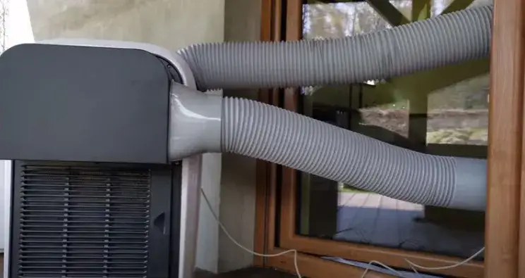 Zdjęcie Jak wyprowadzić rurę od klimatyzatora, aby uniknąć problemów z wentylacją