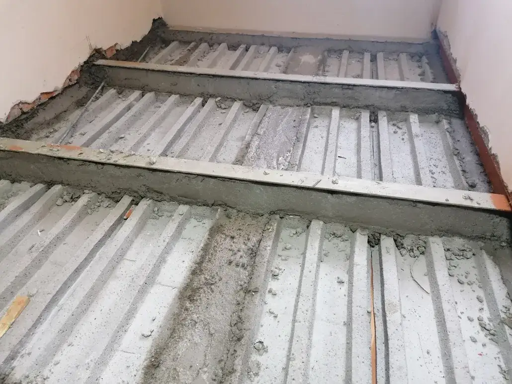 Zdjęcie Jak wzmocnić strop w starym domu? Praktyczne metody i porady ekspertów