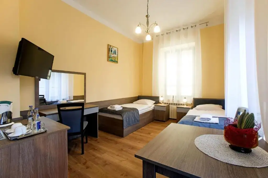 Zdjęcie Opinie o sanatorium Pod Jodłą w Iwoniczu-Zdroju - co naprawdę myślą goście?