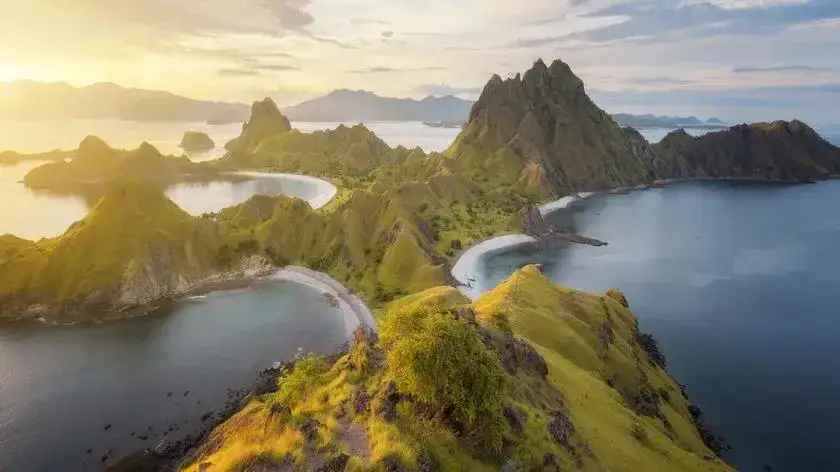 Zdjęcie Najpiękniejsze miejsce na ziemi: odkryj niezwykłe Park Narodowy Komodo