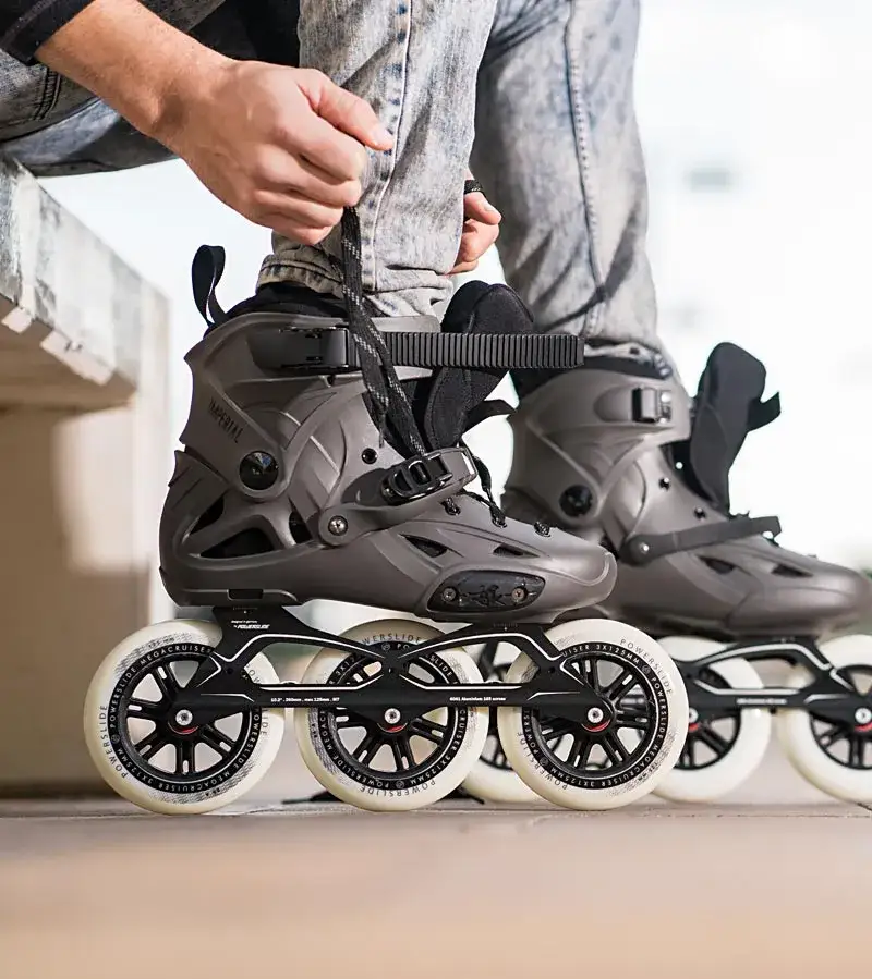 Zdjęcie Ile trzeba jeździć na rolkach, żeby schudnąć? Odkryj skuteczne metody