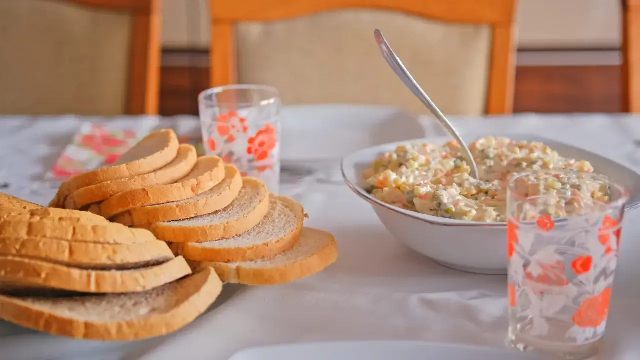 Zdjęcie Jaką sałatkę na święta? 5 pysznych przepisów, które zaskoczą gości