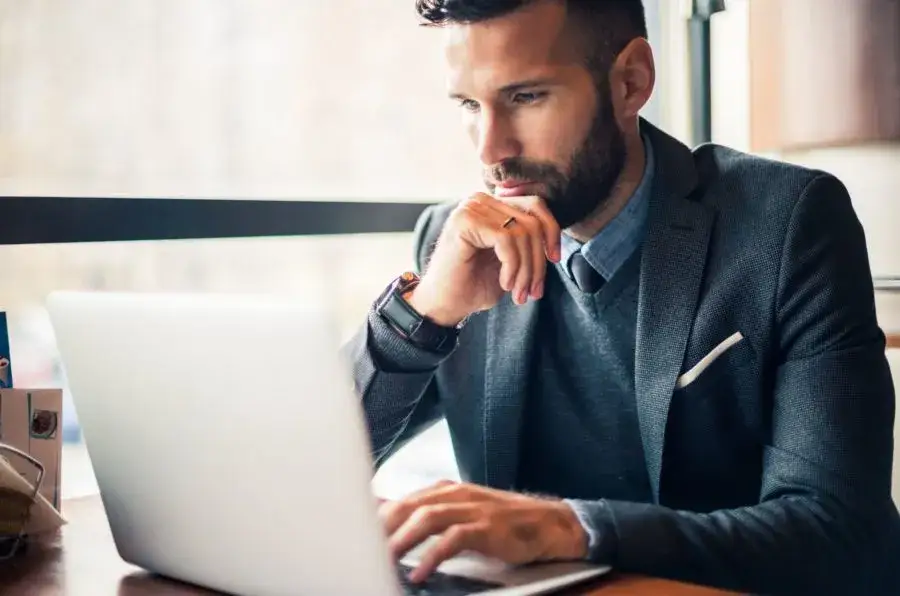 Zdjęcie Czy chwilówki można rozłożyć na raty? Poznaj fakty i opcje