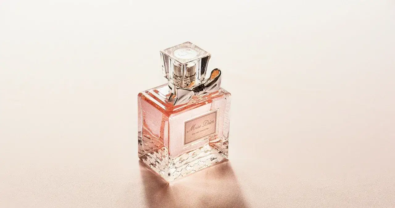 Zdjęcie Jakie perfumy z Rossmanna polecacie? Oto najlepsze propozycje dla Ciebie