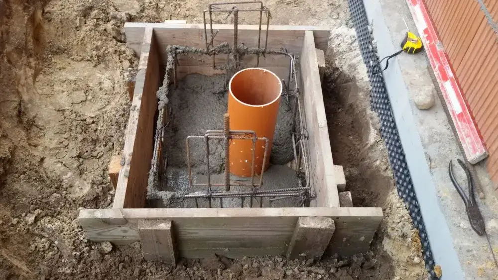 Zdjęcie Jak zrobić fundament pod pompę ciepła - uniknij najczęstszych błędów