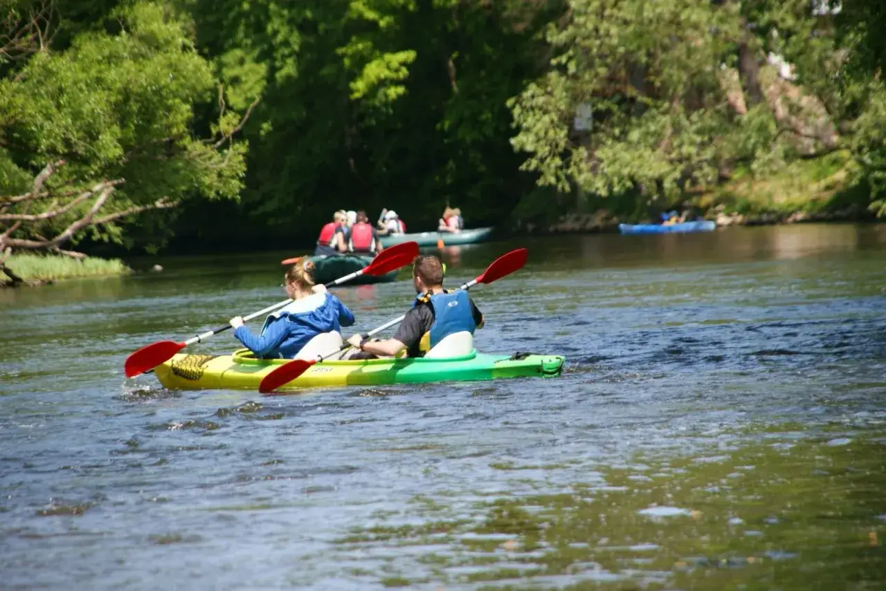 Zdjęcie Spływ kajakowy Szklarska Poręba - bezpieczne trasy i atrakcje