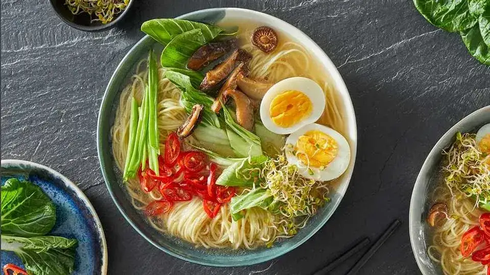 Zdjęcie Jak smakuje ramen? Odkryj bogactwo smaków i składników tego dania