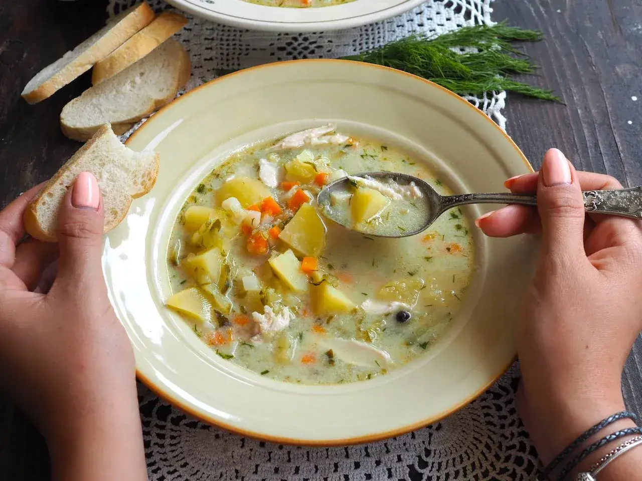 Zdjęcie Zupa ogórkowa: Sprawdzony przepis krok po kroku | Sekrety smaku