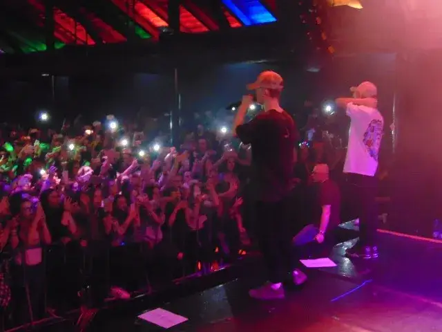 Zdjęcie Ile trwa koncert Bars and Melody? Poznaj czas trwania występu