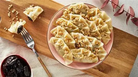 Zdjęcie Ile pierogów wychodzi z kilograma mąki? Poznaj sekrety idealnego przepisu