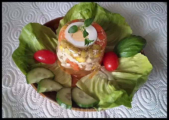 Zdjęcie Galaretka z kurczaka w diecie: Zaskakująca prawda o kaloriach i zdrowiu