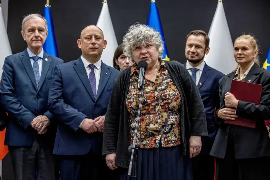 Zdjęcie Co może kurator oświaty? Kluczowe obowiązki i ich znaczenie w edukacji