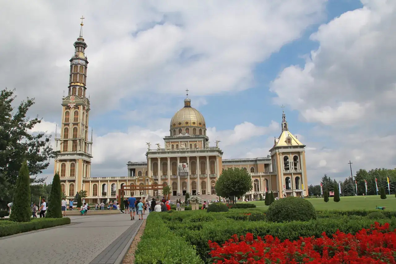 Zdjęcie Licheń atrakcje: odkryj najpiękniejsze miejsca w Licheniu Starym