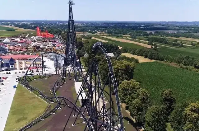 Zdjęcie Energylandia: największy rollercoaster Hyperion i jego otwarcie w 2018 roku