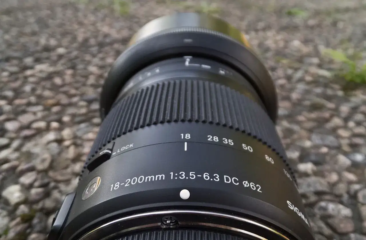Zdjęcie Obiektyw 18-200 Sigma czy Tamron - który wybór nie zawiedzie?