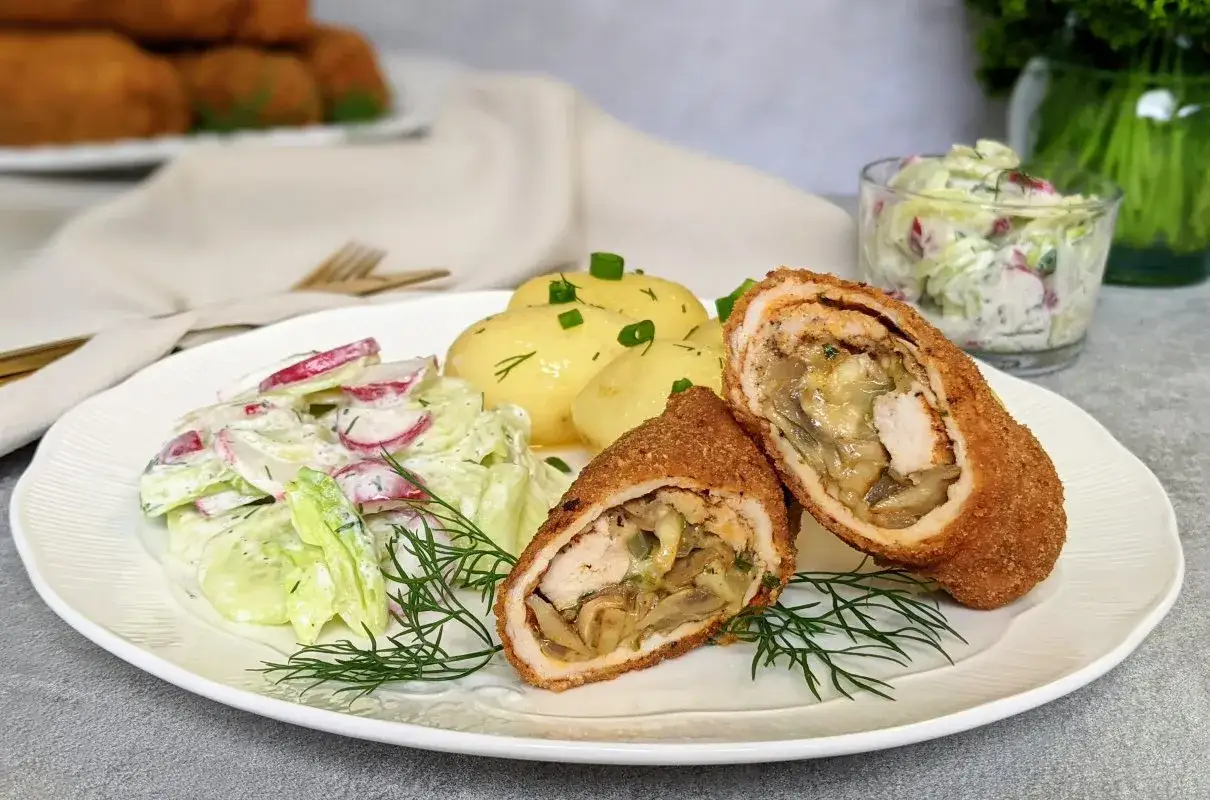 Zdjęcie Roladki drobiowe z pieczarkami – prosty przepis na pyszny obiad