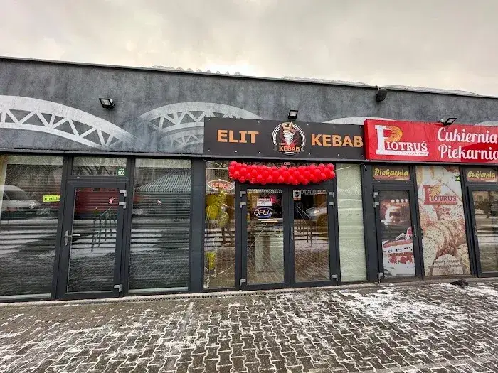 Zdjęcie Gdzie zjeść na Piotrkowskiej? Odkryj najlepsze lokale w Łodzi