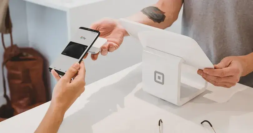 Zdjęcie Jak płacić nfc w Santander – proste metody i bezpieczeństwo transakcji