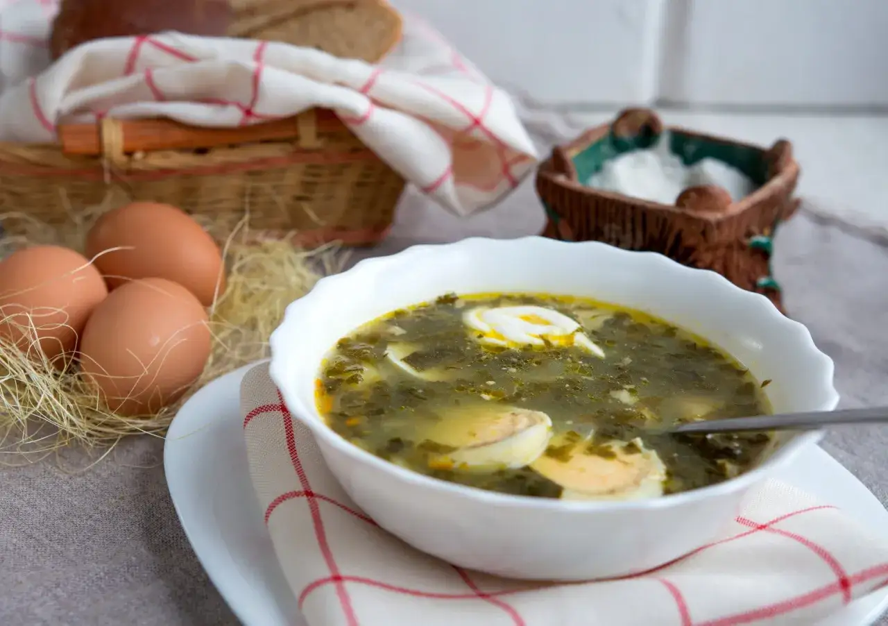 Zdjęcie Zupa szczawiowa ze słoika! Jak przygotować ten smak lata zimą?