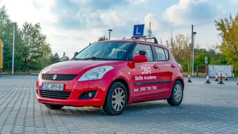 Zdjęcie Co robić po zdanym egzaminie na prawo jazdy? Uniknij kosztownych błędów