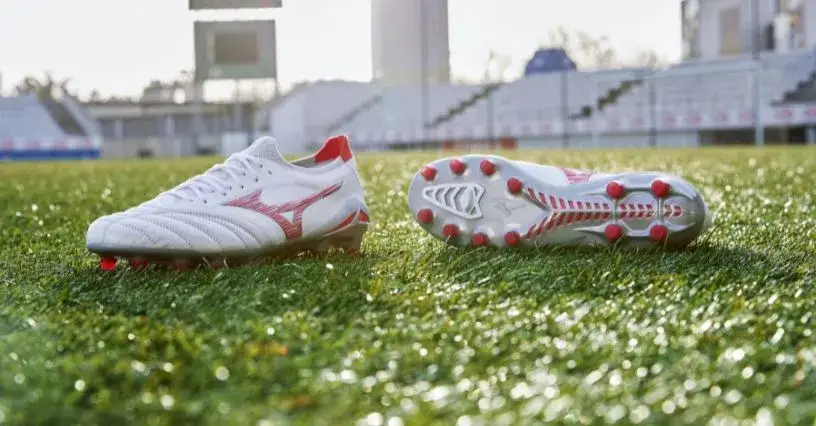 Zdjęcie Jakie buty do gry na orliku wybrać, by uniknąć kontuzji i grać wygodnie