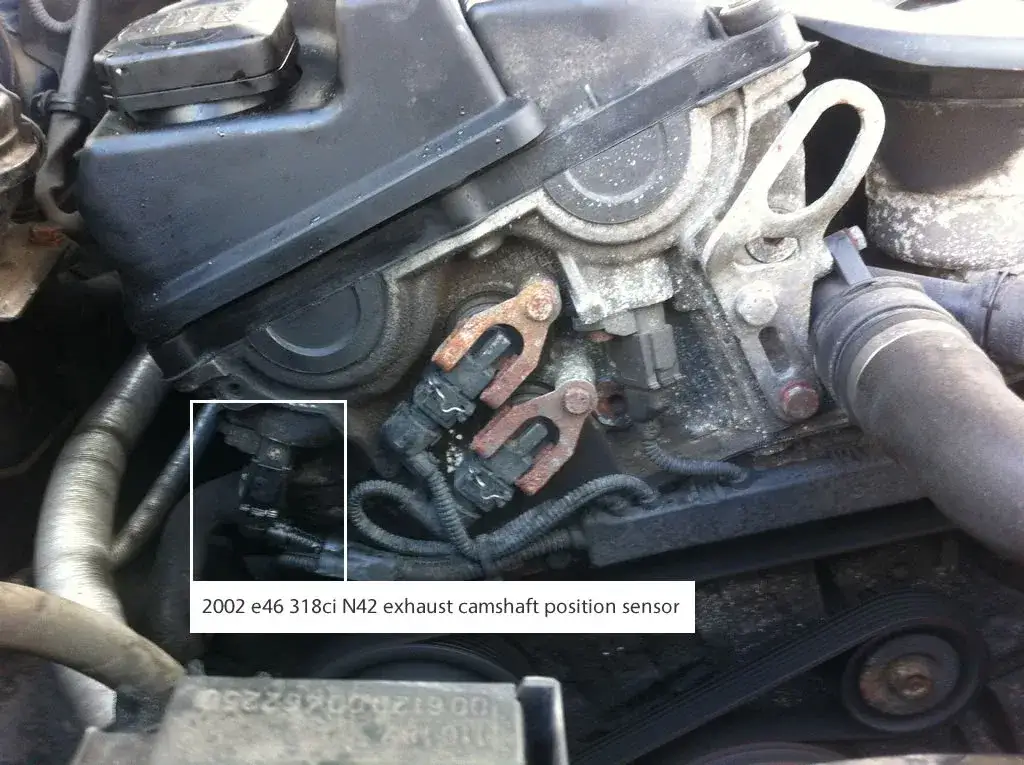 Zdjęcie Czujnik położenia wałka rozrządu bmw e46 318i - gdzie go znaleźć?