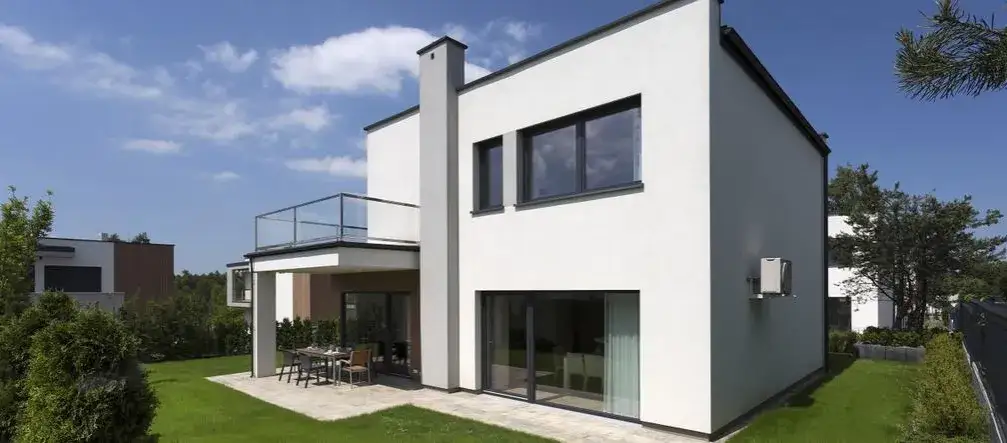 Zdjęcie Jaki kolor na elewację domu? Odkryj najczęstsze błędy w wyborze