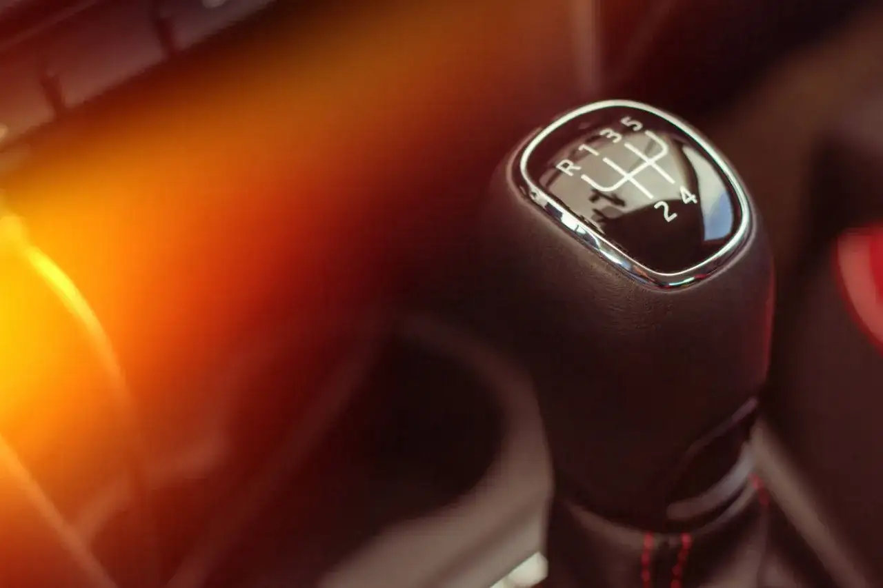 Zdjęcie Co ile wymiana oleju w skrzyni manualnej, by uniknąć problemów?