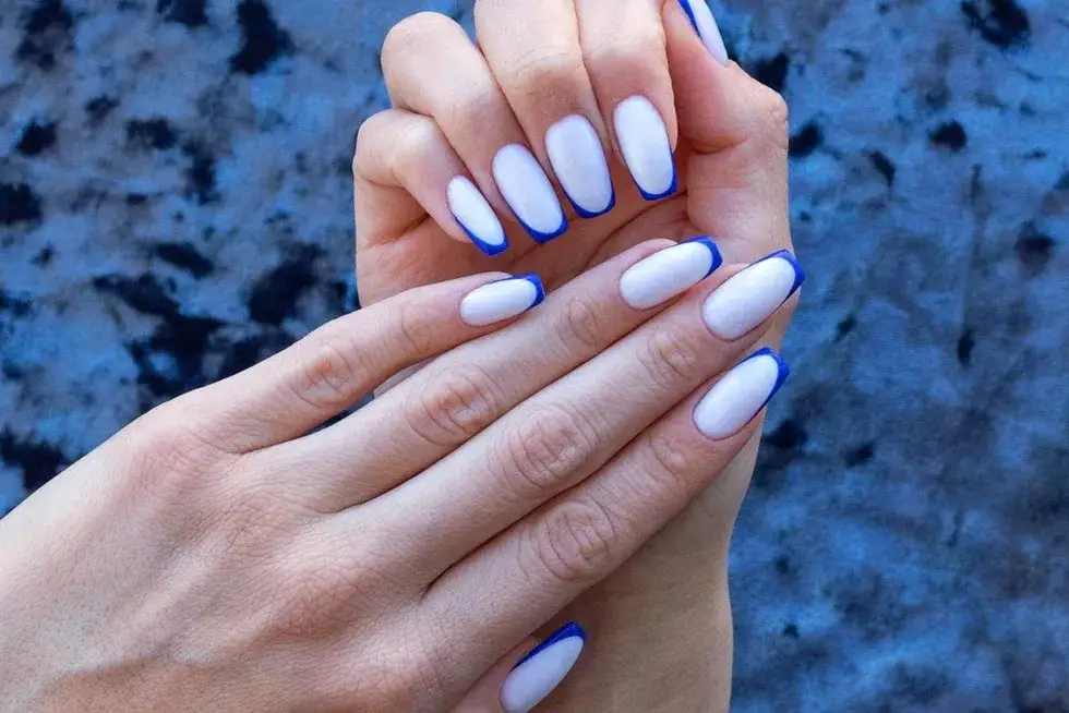 Zdjęcie Czy french manicure jest nadal modny? Odkryj nowe trendy i style