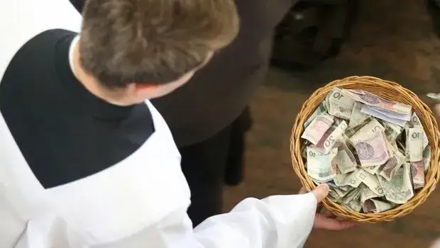 Zdjęcie Jakie podatki płaci kościół i jak wpływają na jego działalność?