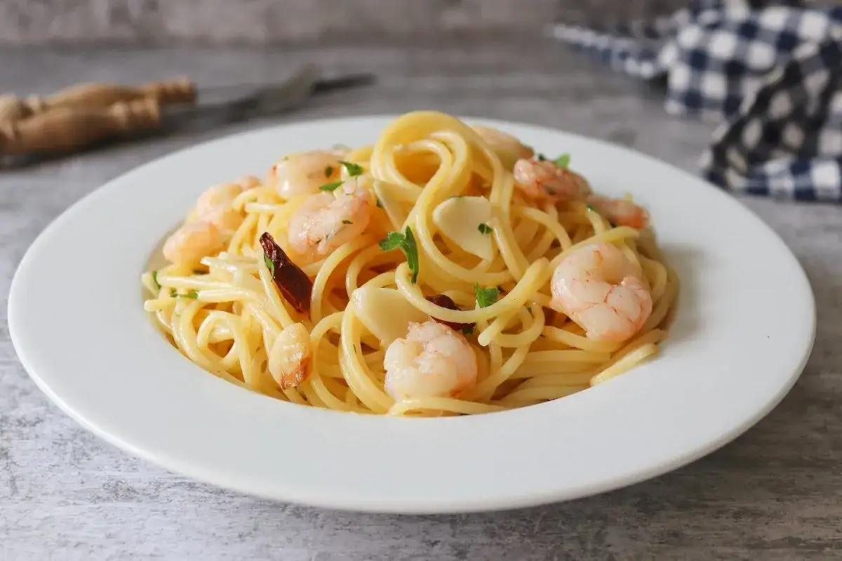 Zdjęcie Cómo hacer espaguetis con gambas en 30 minutos y sin complicaciones