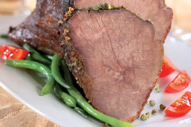 Zdjęcie Jak uzyskać soczystą wołowinę pieczoną - sekrety idealnego pieczenia