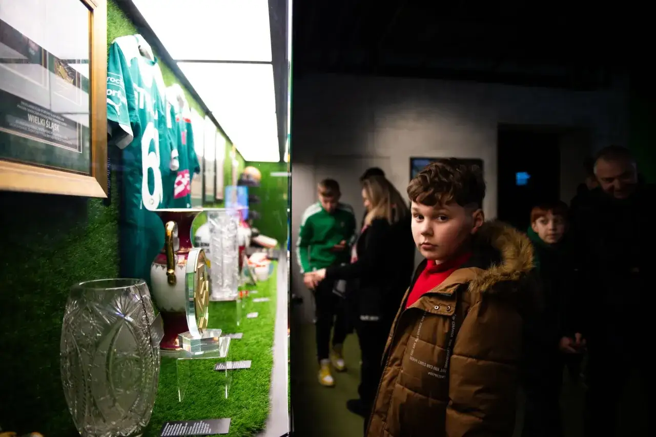 Zdjęcie Niezbędne akcesoria kibica do meczu Śląsk vs. Widzew