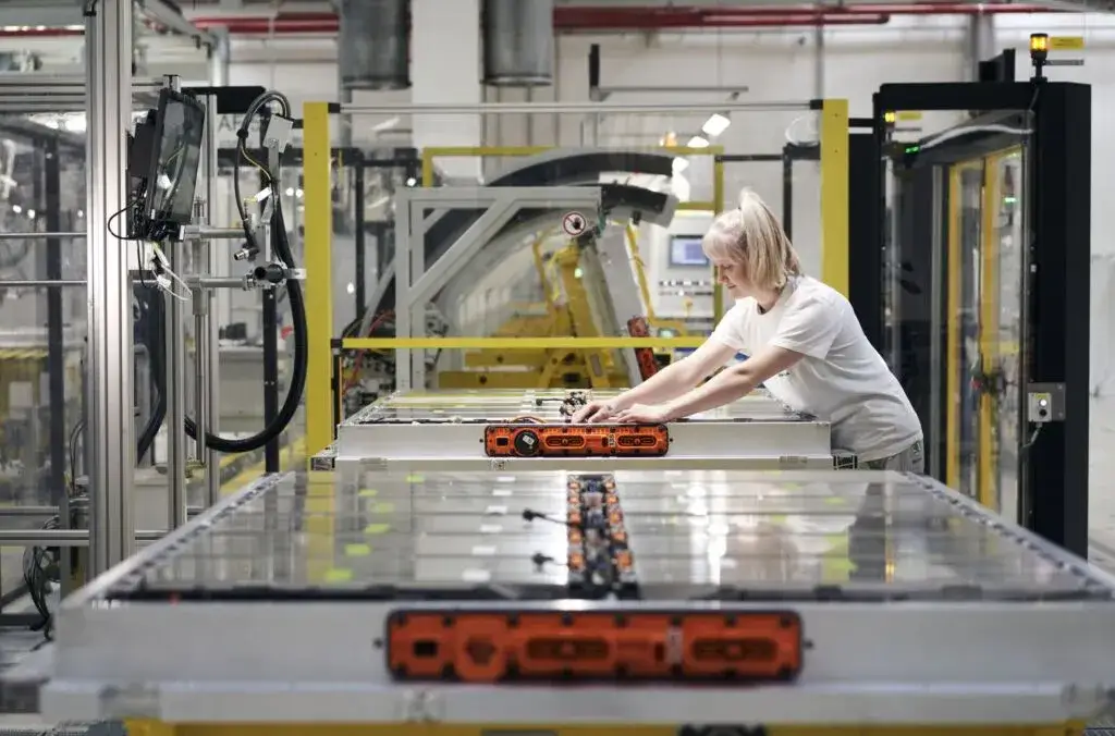 Zdjęcie Wymiana baterii w samochodzie elektrycznym: uniknij wysokich kosztów