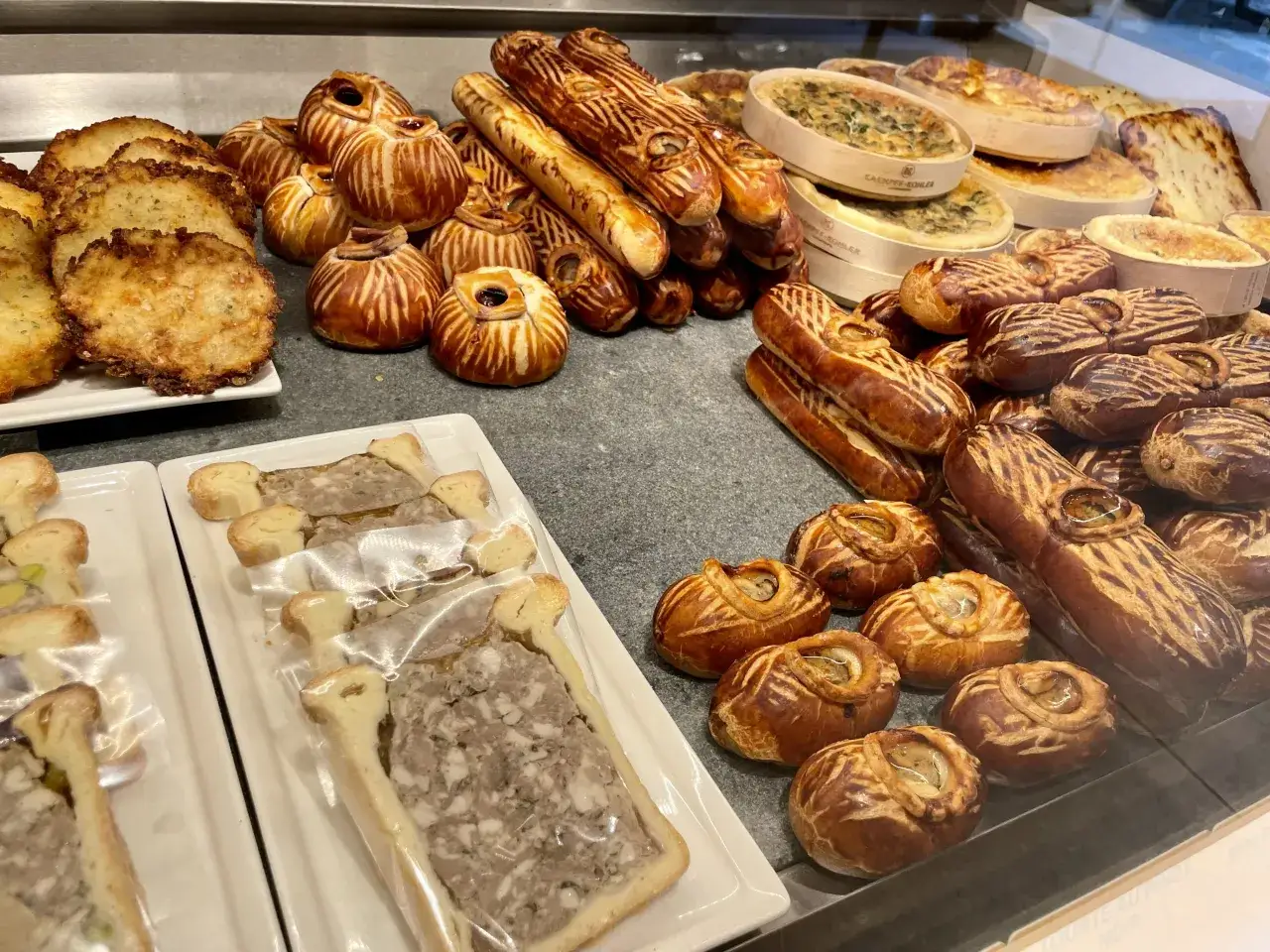 Zdjęcie Top 10 produktów wartych kupienia w Luksemburgu: lista prawdziwych okazji