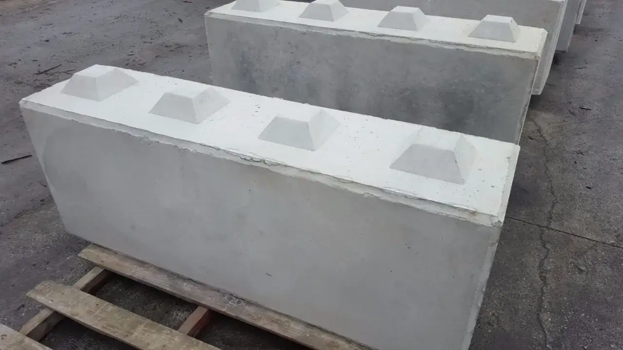 Zdjęcie Klocki betonowe odgromowe: Klucz do skutecznej ochrony budynków