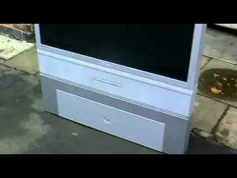 Zdjęcie Co zrobić ze starym telewizorem? Oto najlepsze sposoby na jego wykorzystanie