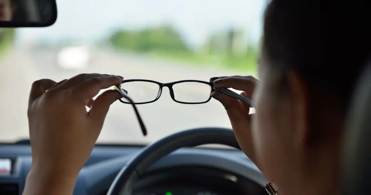 Zdjęcie Ile kosztuje badanie na prawo jazdy? Sprawdź, aby uniknąć nieprzyjemności