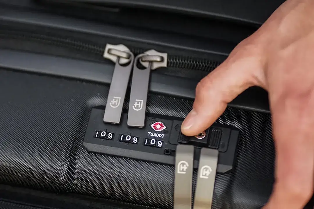 Zdjęcie Walizka ile litrów - jak wybrać odpowiednią pojemność na wyjazd