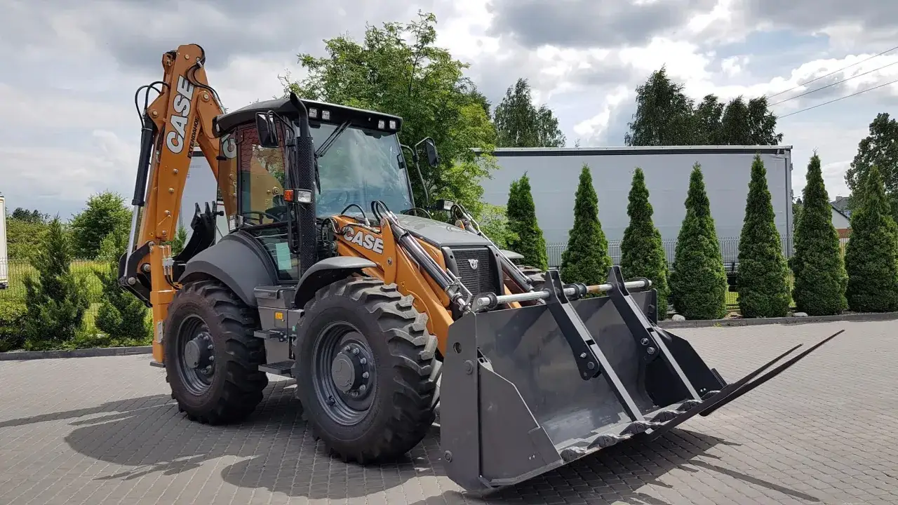 Zdjęcie Jaka koparko-ładowarka do 50 tys? Top modele i porady zakupu
