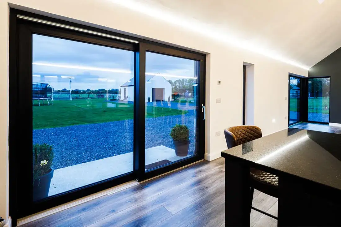 Zdjęcie Okna HS czy HST - co wybrać? Porównanie zalet i wad systemów