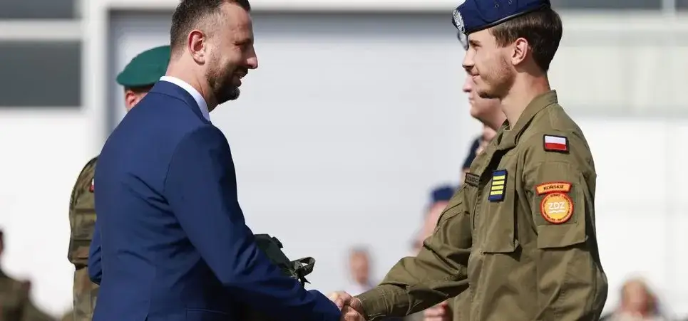 Zdjęcie Po studiach jaki stopień wojskowy? Sprawdź, co możesz osiągnąć